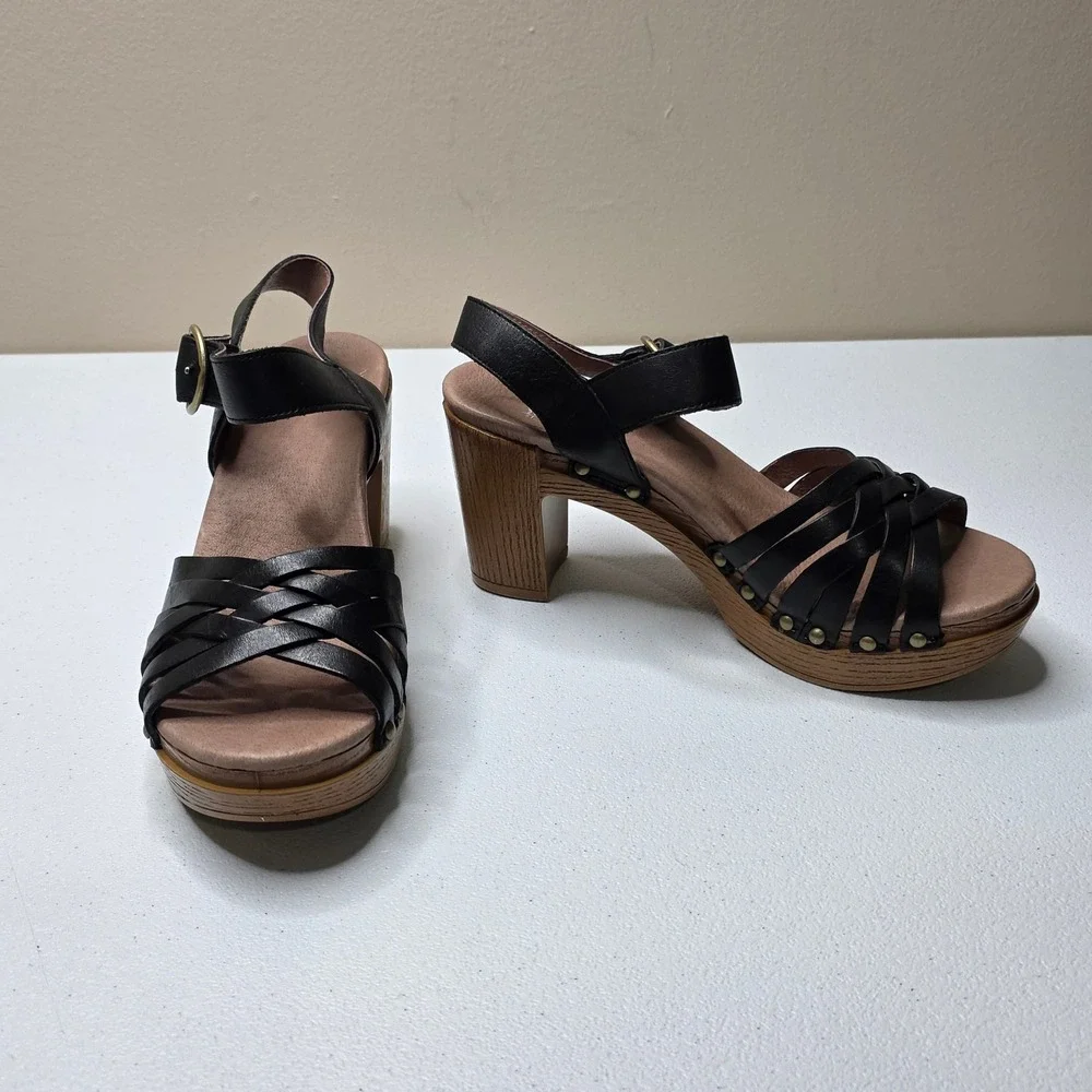 Dansko Tiffani Sandals Chunky Heels Womens 36 (5.5/6) Black Leather Retro Festiv